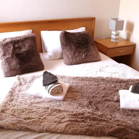 Apartament Luka *