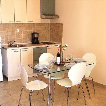 Luka Apartment