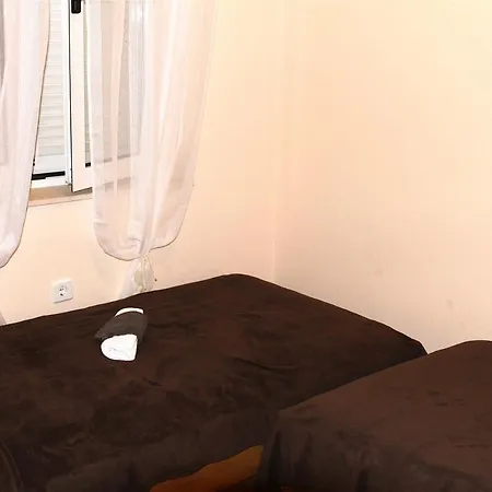 Luka Apartment