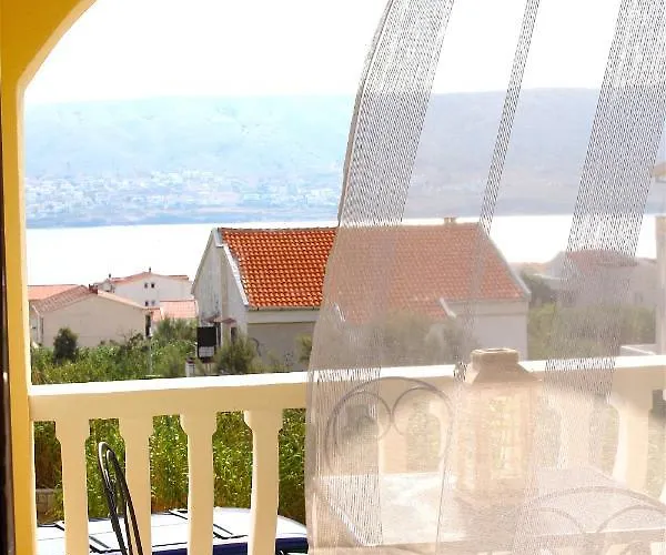 Luka Lejlighed Pag Town