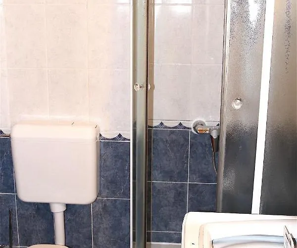 Apartamento Luka Pag Town